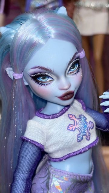 Monster High Ooak Repaint, Monster High Doll Makeover, Monster High Ooak Dolls, High Eyes, Bratz Doll Makeup, Monster High Doll Repaint, Purple Witch, Monster High Repaint, Doll Makeup