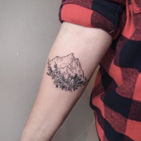 mountains and a bed of flowers, thanks @aligmroz Reflection Tattoo, Tattoo Mountain, Mountain Tattoos, Mountain Reflection, Forest Tattoo, Youtube Songs, Sea Tattoo, Tattoos Mandala, Circle Tattoo