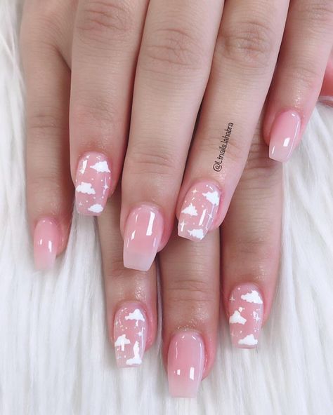 Work Nails Short, Short Coffin Nail Ideas, Nail Ideas Purple, Nails Short Acrylic, Cloud Nails, Short Coffin Nails Designs, Uñas Aesthetic, Acrylic Nails Designs, Purple Clouds