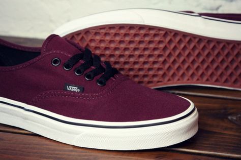 vans shoes maroon colour - Google Search Vans Maroon, Maroon Vans, Nike Air Max 2016, Shoes Vans, Vans Off The Wall, Vans Authentic, Shoe Obsession, Dream Shoes, Black Laces