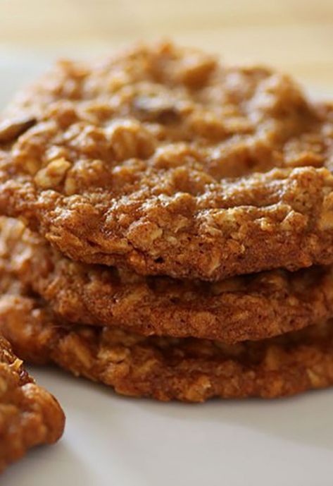 Canna Cookies, Cannabutter Cookies, Cannabutter Recipe, Cannibis Recipes, Trail Mix Recipes, Anzac Biscuits, Oatmeal Cookie Recipes, Oatmeal Raisin Cookies, Butter Recipe