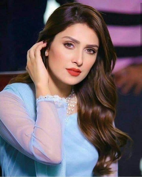 Logo Banana, Khan Dp, Youtube Channel Banner, Channel Banner, Banner Logo, Beauty Killer, Dps For Girls, Beautiful Eyes Pics, Ayeza Khan