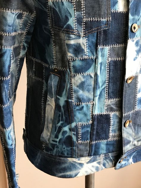 Patchwork Denim Jacket Diy, Shibori Fashion, Patchwork Jean Jacket, Denim Patchwork Jacket, Indigo Fashion, Patchwork Denim Jacket, Diy Denim Jacket, Denim Embroidery, Diy Jacket