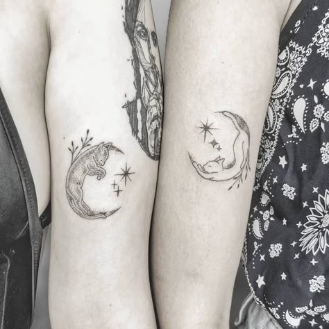 Yin And Yang Sister Tattoos, Yin Yang Cat Tattoo Matching, His And Her Ying Yang Tattoos, Cute Pair Tattoos, Mother And Daughter Cat Tattoos, Matching Cat And Dog Tattoos, Cute Matching Cat Tattoos, Cat Yin And Yang, Yin And Yang Cat Tattoo