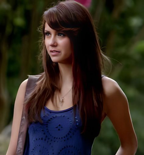 Elena Gilbert Hair, Tvd Elena, Fav Movies, Hair Bangs, Elena Gilbert, Season 8, English Lessons, Hairstyles With Bangs, Vampire Diaries