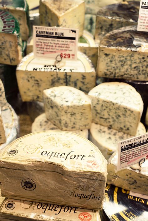 Roquefort is made exclusively from the milk of the red Lacaune ewes that graze on the huge plateau of Rouergue, Causses in the Aveyron. A genuine Roquefort has a red sheep on the label -- Fruit Crackers, Red Sheep, Roquefort Cheese, French Cheese, Cheese Shop, Types Of Cheese, Artisan Cheese, Drop Box, Wine Cheese