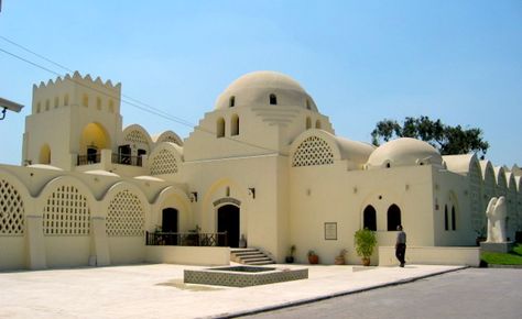 African Architecture, Moorish Architecture, Stone City, Genius Loci, Vernacular Architecture, Valley Of The Kings, Traditional Building, Pyramids Of Giza, Futuristic Architecture