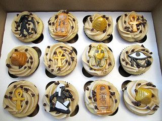 Egyptian Party : Egyptian Cupcakes | by Cutie Cakes WY Egyptian Cupcakes, Egyptian Themed Party, Royalty Baby Shower, Egypt Crafts, Egyptian Party, Egyptian Wedding, Egyptian Theme, Food Artists, Edible Cupcake Toppers