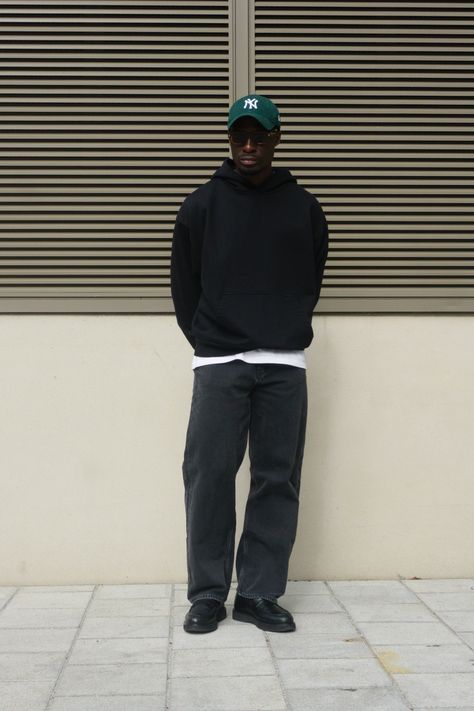 Hoodie Loafers Outfit, Mens Grey Hoodie Outfit, Men’s Outfit With Loafer, Vintage Black Jeans Outfits Men, Black Hoodie Jeans Outfit, Mens Outfits Black Jeans, Baggy Jeans And Loafers Outfit Men, Loafers With Jeans Men's, Mens Black Loafers Outfit Casual