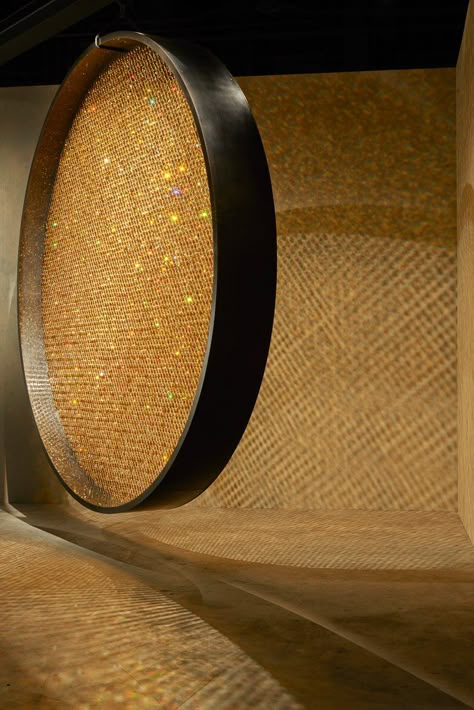 fredrikson stallard suspends 8,000 golden swarovski crystals in a luminous ring Ring Sculpture, Golden Mirror, Design Miami, Ring Chandelier, Miami Design, Creative Industries, Basel, Rock Crystal, Art Object