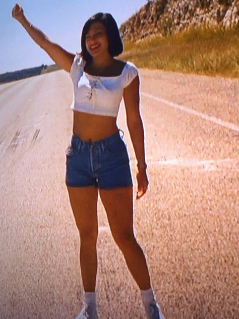 Latina Aesthetic Outfit, Latina Summer Outfits, 90s Latina Fashion, 2000s Latina Fashion, 90s Latina Aesthetic, Selena Quintanilla Outfits, 90’s Outfits, Chicana Style, Latina Outfits