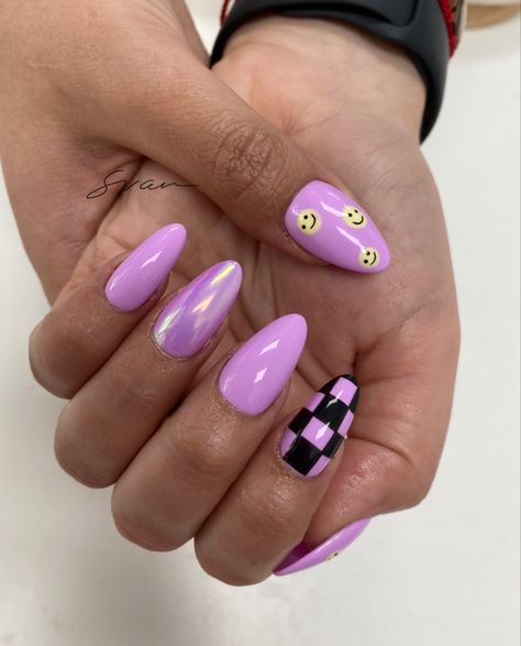 Purple Smiley Face Nails, Nail Art With Smiley Face, Smiley Nail Art, Lavender Checkered Nails, Purple Checkered Nails, Smile Face Nails, Purple Nails Smiley Face, Lilac Checkered Nails, Happy Face Nails Art