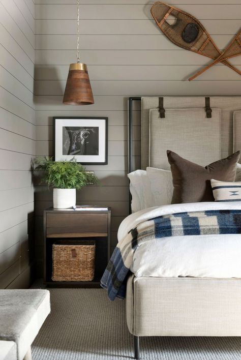 See this stunningly beautiful lakeside summer escape on Upper Gull Lake Bedroom Colour Design, Modern Lake House Decor, Lakehouse Bedroom, Lake House Bedroom, Rustic Lake Houses, Gull Lake, Bedroom Colour, Rustic Laundry Rooms, Lake House Interior