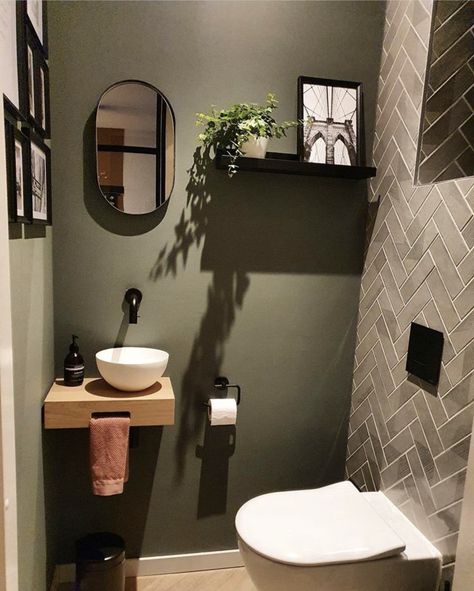 Casa Rock, Understairs Toilet, Small Toilet Design, Wc Ideas, Small Downstairs Toilet, Toilet Room Decor, Wc Design, Small Toilet Room, Guest Toilet