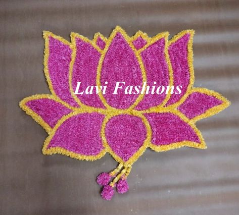 Handmade Rangoli Designs, Dusshera Rangoli, Dublin California, Poo Kolam, Lotus Rangoli, Pooja Decoration, Diy Jar, Aisle Runners, Ganapati Decoration