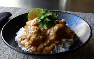 Creamy Chicken Curry, Garlic Naan Recipe, Cashew Chicken Recipe, Hot Spices, Chef John, Curry Spices, Food Wishes, Cashew Chicken, Roasted Cashews