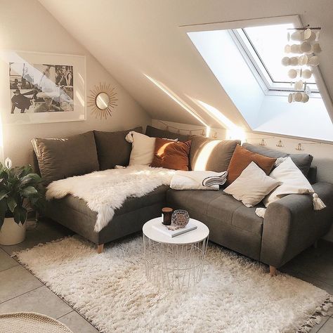 Room Inspiration Bedroom Attic, Eaves Living Room, Small Living Room Ideas Attic, Attic Apartment Design, Attic Decorating Ideas Slanted Walls, Cozy Attic Living Room, Living Room Attic Ideas, Loft Conversion Living Room, Slanted Ceiling Living Room Decor