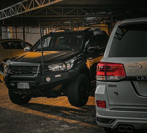 Toyota Revo Vs Land Cruiser💪 Revo Car, Cruiser Car, Cars Brand, Manifesting Vision Board, Cool Car Pictures, Car Photo, Cars 2, Mid Size, My Dream Car