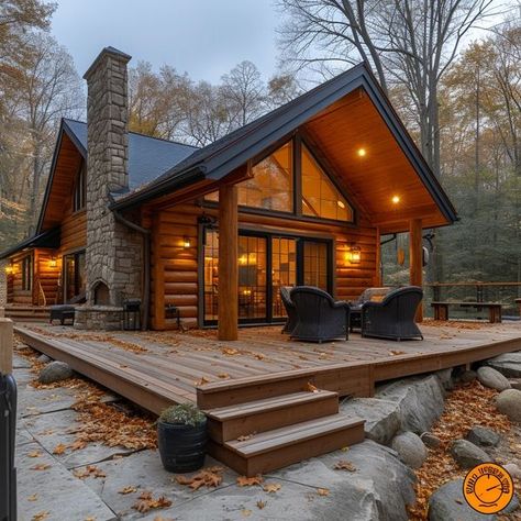 Log Cabin Living Log Cabin Deck Ideas, Log Cabin Landscape, Log Cabin Addition, Cabin Deck Ideas, Rustic Small Cabin, Log Cabin Mansions, Hangout Place, Mountain Property, Cabin Deck