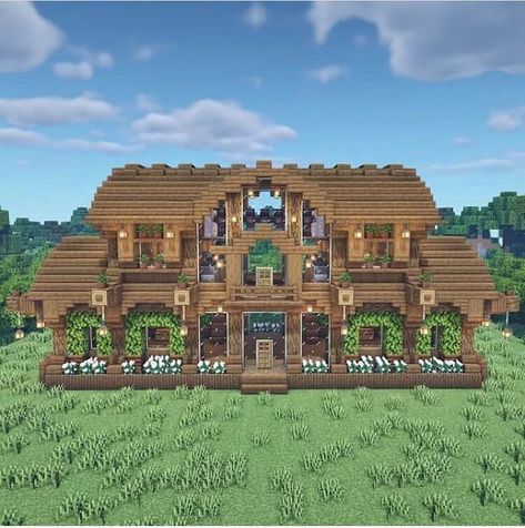 Aesthetic Big Minecraft Houses, Large Cottage Core Minecraft House, Big Mc House, Minecraft Winter Mansion, Villager Breeding House Minecraft, Minecraft Large House Ideas, Minecraft Storage Building Exterior, Big Minecraft Cottage, Minecraft Wood Mansion