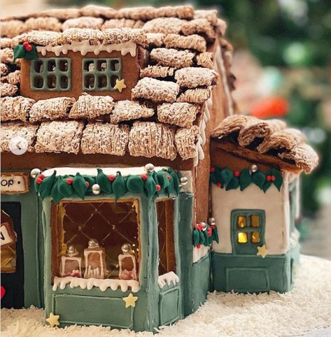 Chic Gingerbread House, Candy Bar Gingerbread House, Non Traditional Gingerbread House Ideas, Tim Burton Gingerbread House, Premade Gingerbread House Ideas, Gingerbread House Pathway Ideas, Cutest Gingerbread House, Dog House Gingerbread Houses, Nordic Gingerbread House