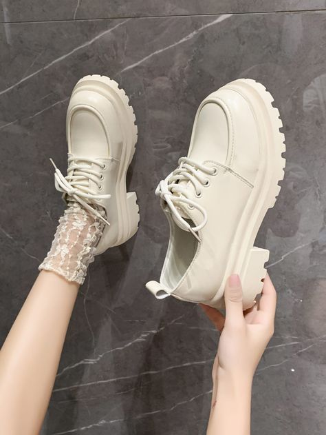 Korean Shoes For Women, Korean Shoes Aesthetic, Cute Korean Shoes, White Oxford Shoes Outfit, Soft Girl Shoes, Light Academia Shoes, Korean Fashion Shoes, Cottagecore Shoes, Zapatos Aesthetic