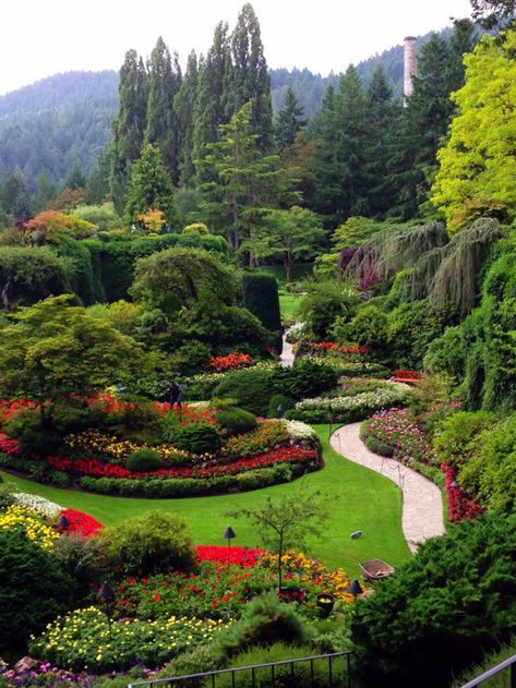 Buchart Gardens, Dreamy Kitchens, Luxury Garden Furniture, Butchart Gardens, Famous Gardens, Magic Garden, Luxury Garden, Fine Gardening, Most Beautiful Gardens