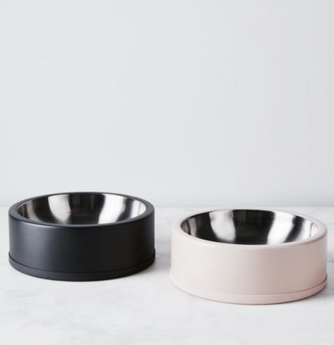 Dog Bowl Aesthetic, Aesthetic Dog Bowls, Puppy Food Bowl, Pink Dog Beds, Dog Dishes, Puppy Bowl, Dog Accesories, Pom Dog, Puppy Bowls