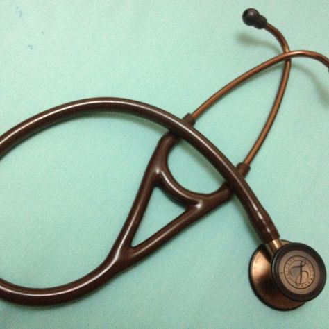 Littmann Cardiology II, S.E. (in Chocolate Brown) Littman Stethoscope, College Words, Future Pharmacist, Littmann Cardiology, Nurse Gear, Nurse Accessories, Medical School Life, Vet School, Stethoscopes