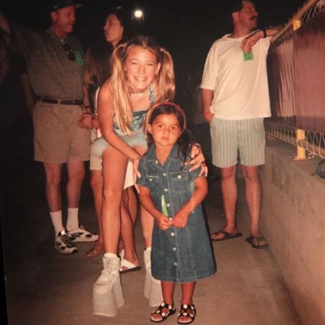 Young Blake Lively, Blake Lively Young, Blake Lively Baby, Spice Girls Concert, Blake Lively Dress, Blake Lively Family, Blake Lively Style, Emma Bunton