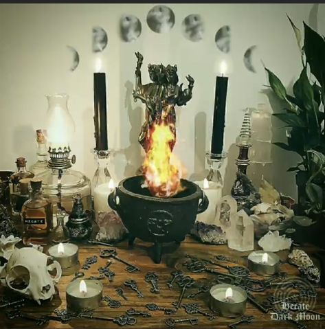 Dark Goddess Altar, Hekate Alter Ideas, Hecate Alter Ideas, Hekate Altar Ideas, Hecate Worship, Hekate Alter, Hecate Altar Ideas, Hecate Alter, Hecate Witchcraft