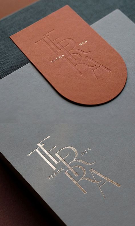 Typography Logo Design, Classy Logos, Inspiration Logo Design, Drink Bar, Luxury Branding Design, Karten Design, 카드 디자인, Jewelry Logo, Marca Personal