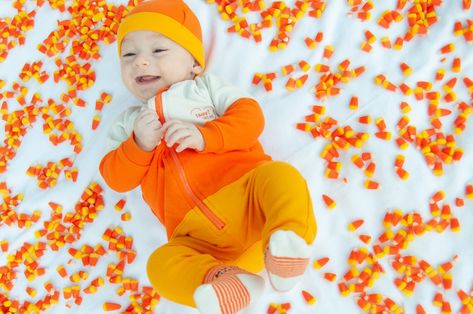 Candy Corn Pictures Baby, Baby Candy Corn Picture, Candy Corn Photoshoot Baby, Candy Corn Photoshoot, Candy Corn Baby Pictures, Holiday Baby Pictures, Halloween Baby Pictures, Baby Milestones Pictures, Baby Candy