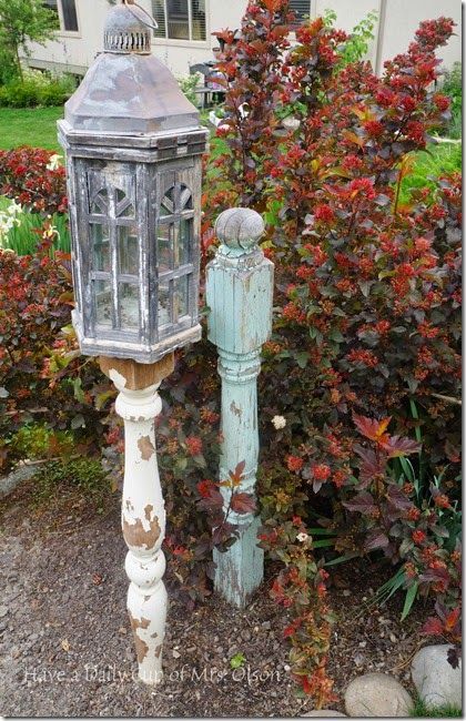 Garden Diy Decoration Ideas, Upcycle Garden, Garden Junk, Garden Wallpaper, Garden Whimsy, Vintage Garden Decor, Garden Deco, Garden Yard Ideas, Diy Garden Projects