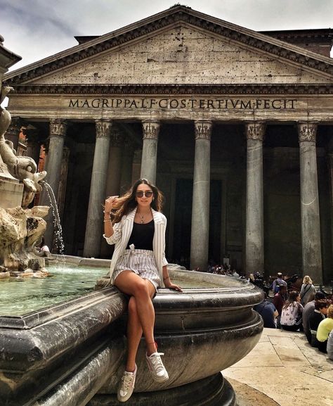 Image shared by Kenzie. Find images and videos on We Heart It - the app to get lost in what you love. Pantheon Photo Ideas, Pantheon Rome Photo Ideas, Rome Pics Ideas, Rome Inspo Pics, Roma Fotos Ideas, Roma Photo Ideas, Rome Picture Ideas, Rome Instagram Pictures, Rome Photo Ideas