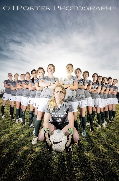 CSU Women's Soccer | This is my favorite shot from a recent … | Flickr Soccer Photography Poses, Soccer Team Pictures, Soccer Team Photos, Diwali Photoshoot, Sports Team Photography, Soccer Poses, Foto Sport, Sport Pictures, Women Soccer