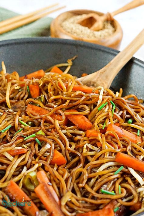 Original Gebratene Asia Nudeln (20 Minuten!) - Leckere Ideen Asian Recipes, Noodles, Food Receipt, Asian Kitchen, Food L, Order Food, Food App, Savoury Food, Fall Recipes