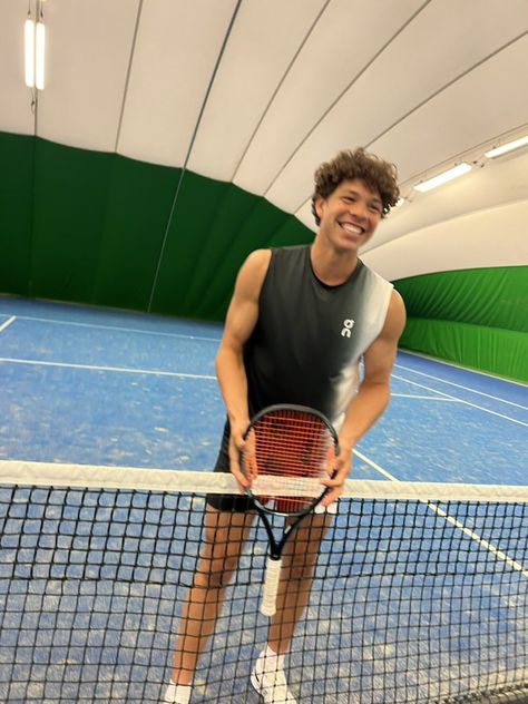 Ben Shelton Wallpaper, Ben Shelton Tennis, Ben Shelton, Tennis Wallpaper, Tennis Aesthetic, Tennis Life, Tennis World, Tennis Player, Hottest Guy Ever