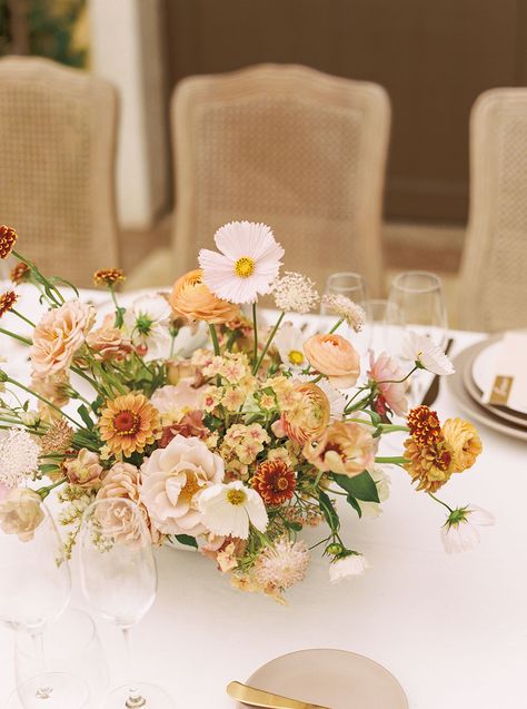 Tuscany Flower Arrangements, Yellow Fall Floral Arrangements, Mustard Yellow Bouquet, Italian Floral Design, Fall Neutral Wedding, Tuscan Wedding Flowers, Citrus Flowers, Floral Pillars, Fall Wedding Florals