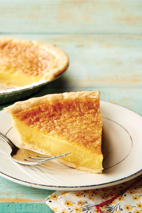 This simple pie gets its fruit-like acidity from a splash of apple cider vinegar, and you probably have all the ingredients you need to make it right now. Honey Vinegar Pie, Vinegar Pie Old Fashioned, Vinegar Pie, Family Reunion Food, Cheese Strata, Simple Pie, Greek Spinach Pie, Country Breakfast, Spinach Pie