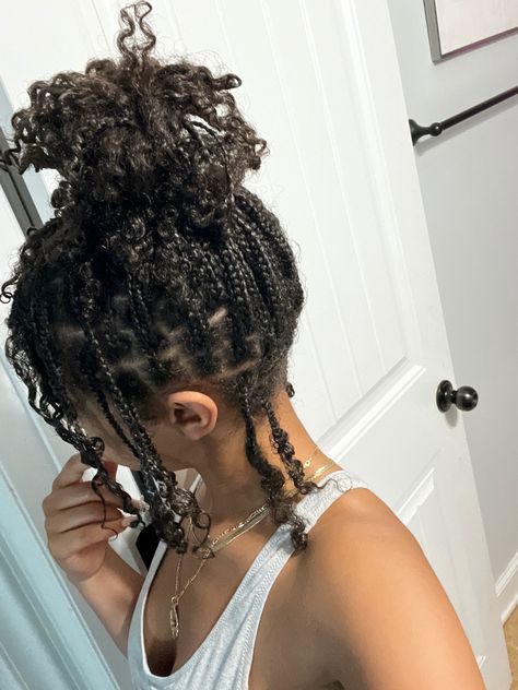 Mini Twist Ponytail, Protective Styles For Swimming, Braids To Locs, Braids With Beads Natural Hair, Hair Styles Ideas, Cow Wallpaper, Protective Hairstyles For Natural Hair, Natural Braids, Quick Natural Hair Styles