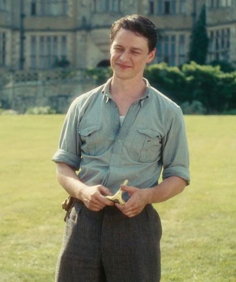 Robbie Turner, Atonement Movie, Movie Aesthetic, Atonement, James Mcavoy, Xmen, I Fall In Love, Mirrored Sunglasses Men, Haircuts For Men