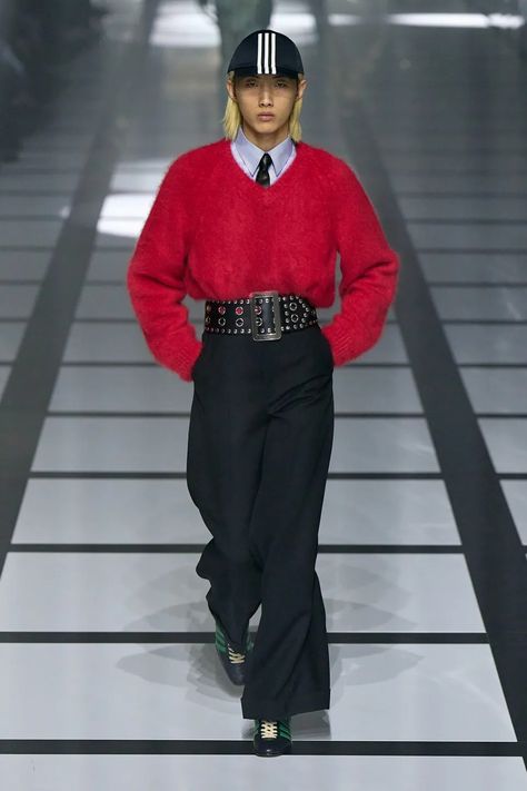 Gucci Fall 2022, Gucci Brand, Estilo Preppy, Fall 2022, Sportswear Brand, Contemporary Fashion, Milan Fashion Week, Fashion Photo, Runway Fashion