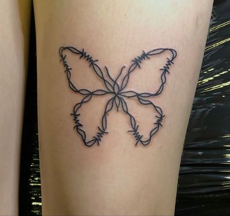 Butterfly Grunge Tattoo, Butterfly Tattoo Alternative, Aesthetic Man Tattoo, Fairy Grunge Tattoo Ideas, Small Tattoos Alt, Weird Butterfly Tattoo, Small Aesthetic Tattoos Grunge, Alt Butterfly Tattoo, Tatuajes Grunge Aesthetic