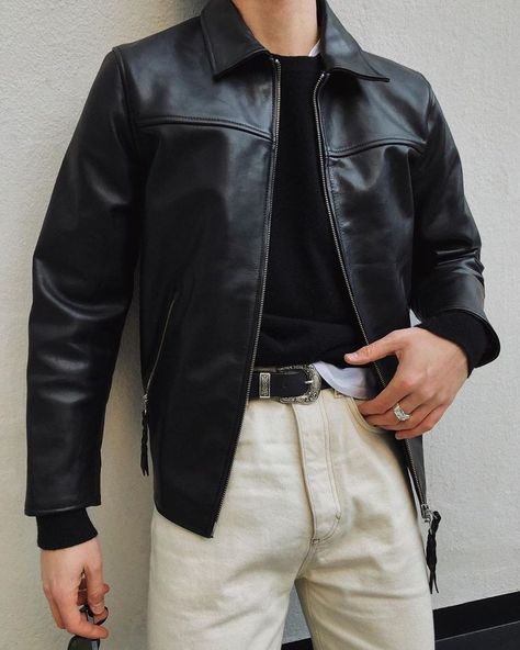 Leather Jacket Outfit Men, Classy Outfits Men, Street Style Outfits Men, Mens Casual Dress Outfits, Men Stylish Dress, Guys Clothing Styles, Mens Outfit Inspiration, Leather Jacket Outfits, Elegante Casual