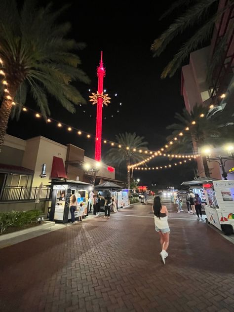 florida, orlando, nightlife, fair grounds, aesthetic lighting, rollercoaster Florida Nightlife, Orlando Nightlife, No Face Pics, Aesthetic Lighting, Florida Orlando, Face Pics, Downtown Orlando, No Face, Dance Poses