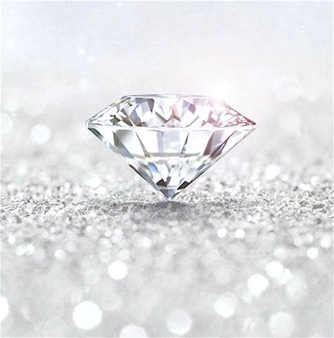 Diamond Asethic, Diamond Aesthetic Wallpaper, Gemstones Photography, Diamonds Aesthetic, Diamond Aesthetic, Diamonds Wallpaper, Diamond Photography, Beauty In Life, Diamond Background