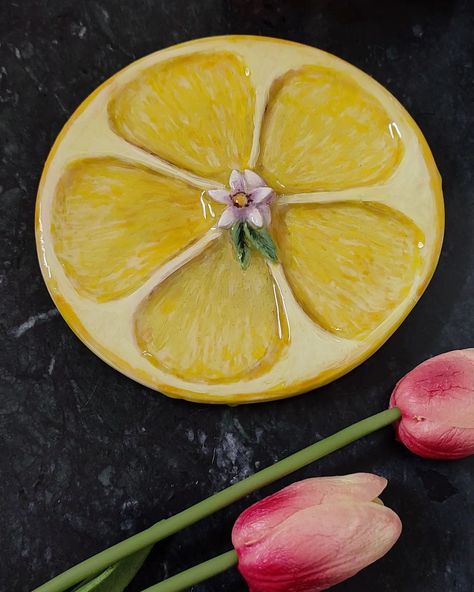 Easy Peasy Lemon Squeezy! #ceramictrinketdish #lemon #handmade #jeweleryholder #jewelleryholder #art #paintings #handbuilt #cerámica #ceramiclove #ceramicarts #ceramic #pottery #indianpottery #lemonart Lemon Clay Tray, Lemon Pottery, Lemon Art, Jewellery Holder, Indian Pottery, Easy Peasy, Hand Built, Trinket Dishes, Ceramic Painting