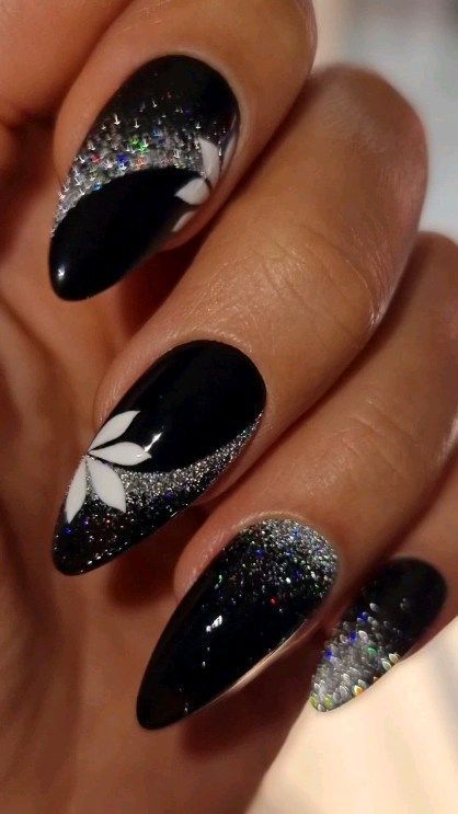 Black And White Nails, Fancy Nail Art, Nail Art Designs Images, Art Deco Nails, Manicure Nail Designs, Fancy Nails Designs, Nail Art Designs Diy, Pretty Nail Art Designs, Nail Art Designs Videos