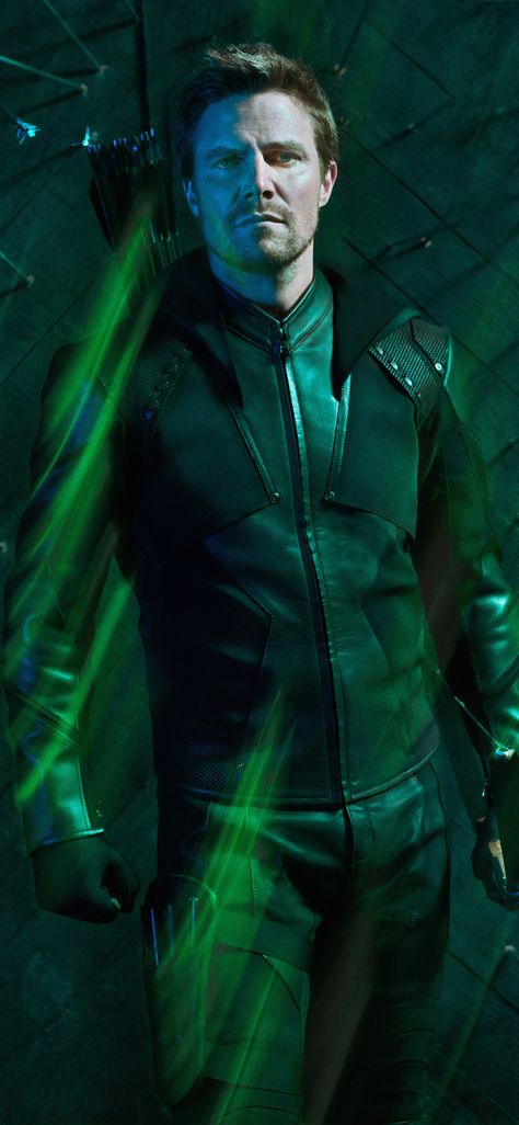 Queen Wallpaper Iphone, Arrow Wallpaper, Arrow Cosplay, Oliver Queen Arrow, Arrow Tv Show, Cw Arrow, Spring Wallpaper Iphone, Queen Wallpaper, Arrow And Flash